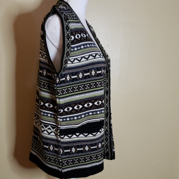 New Vest made in Mexico. - Picture 2 of 4